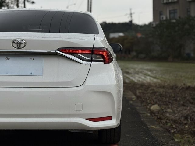 TOYOTA豐田 ALTIS  第4張相片