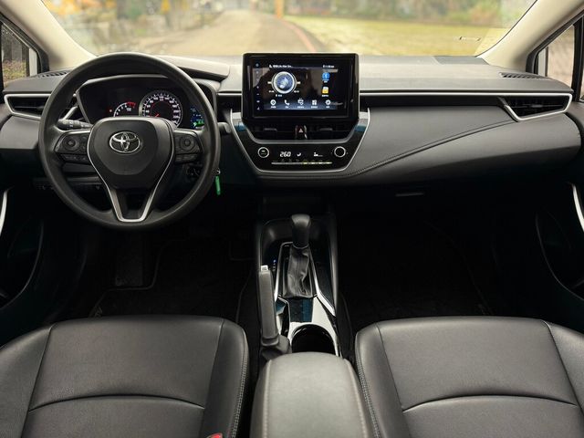 TOYOTA豐田 ALTIS  第7張相片