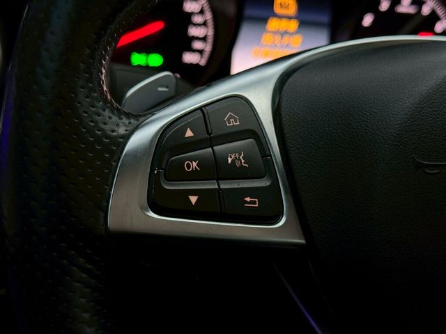 M-BENZ賓士 C300  第10張相片