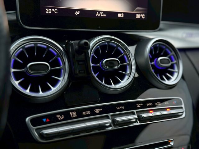 M-BENZ賓士 C300  第15張相片