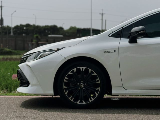 TOYOTA豐田 COROLLA ALTIS HYBRID  第4張相片