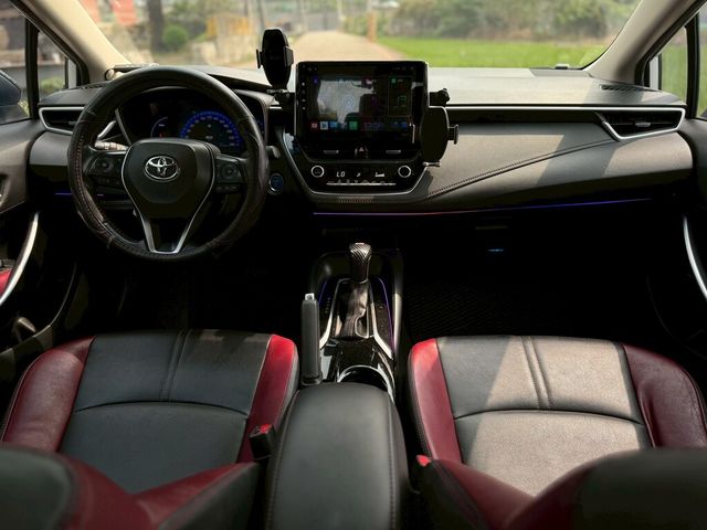 TOYOTA豐田 COROLLA ALTIS HYBRID  第7張相片