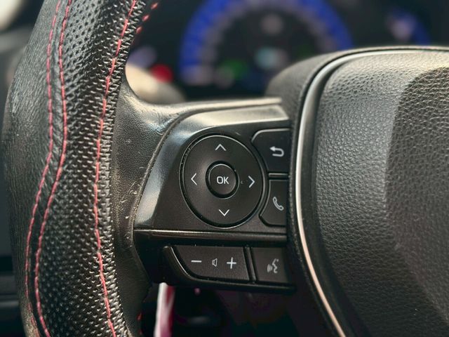 TOYOTA豐田 COROLLA ALTIS HYBRID  第9張相片