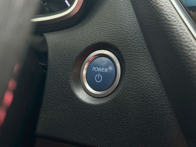TOYOTA豐田 COROLLA ALTIS HYBRID  第11張相片
