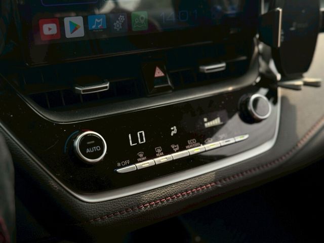 TOYOTA豐田 COROLLA ALTIS HYBRID  第14張相片