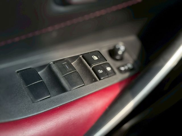 TOYOTA豐田 COROLLA ALTIS HYBRID  第16張相片