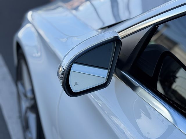 M-BENZ賓士 C300  第5張相片