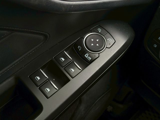 FORD福特 FOCUS  第14張相片
