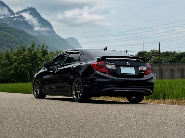 HONDA本田 CIVIC  第2張相片