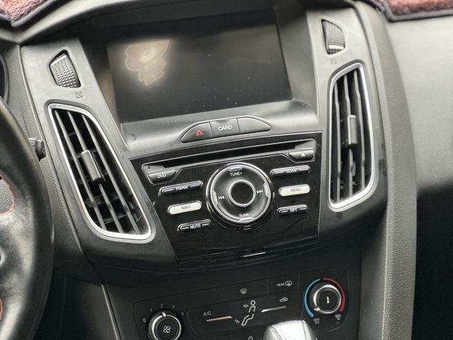 FORD福特 FOCUS  第6張相片
