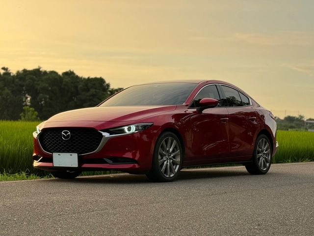 MAZDA馬自達 MAZDA 3  第1張相片