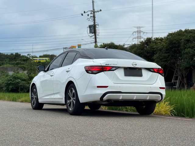 NISSAN日產 SENTRA  第2張相片
