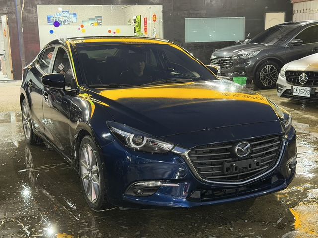MAZDA馬自達 MAZDA 3  第1張相片