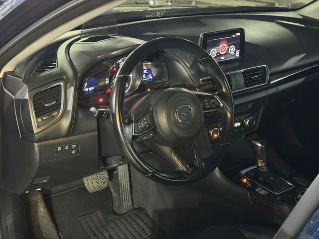 MAZDA馬自達 MAZDA 3  第3張相片