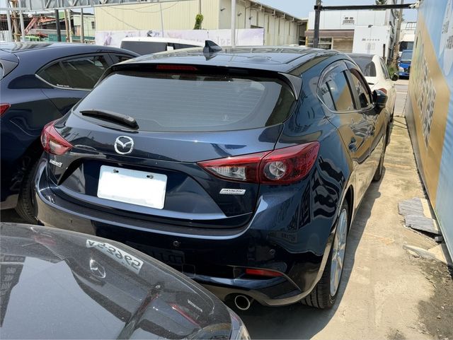 MAZDA馬自達 MAZDA 3  第3張相片