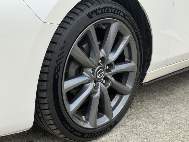 MAZDA馬自達 MAZDA 3  第4張相片