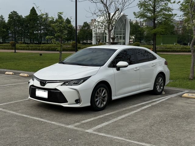 TOYOTA豐田 ALTIS  第1張相片