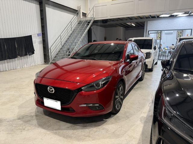MAZDA馬自達 MAZDA 3  第1張相片