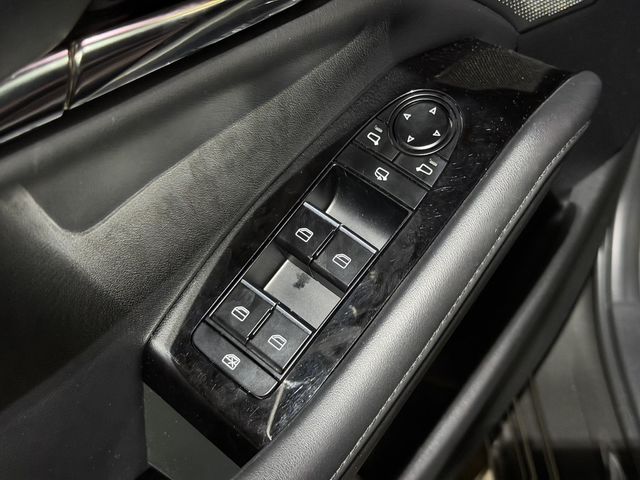 MAZDA馬自達 MAZDA 3  第5張相片
