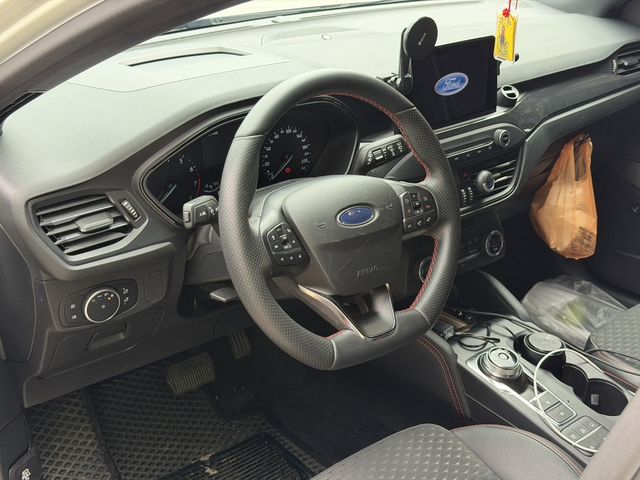 FORD福特 FOCUS  第3張相片