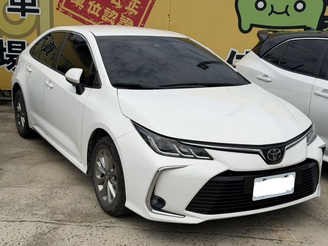 TOYOTA豐田 ALTIS  第1張相片