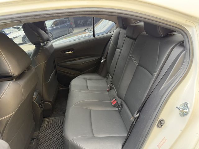 TOYOTA豐田 ALTIS  第5張相片