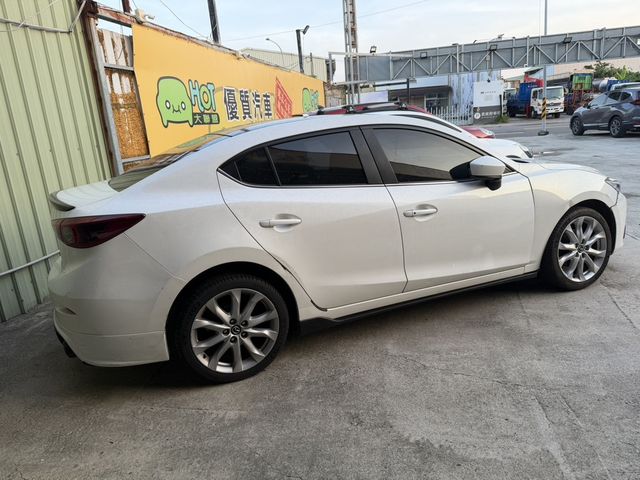 MAZDA馬自達 MAZDA 3  第6張相片