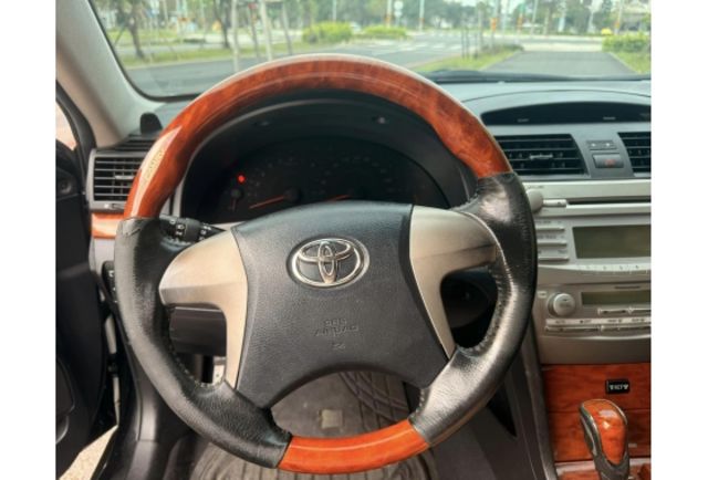 車成車業Toyota Camry 2.0E  第8張相片