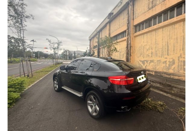 車成車業BMW X6  第4張相片