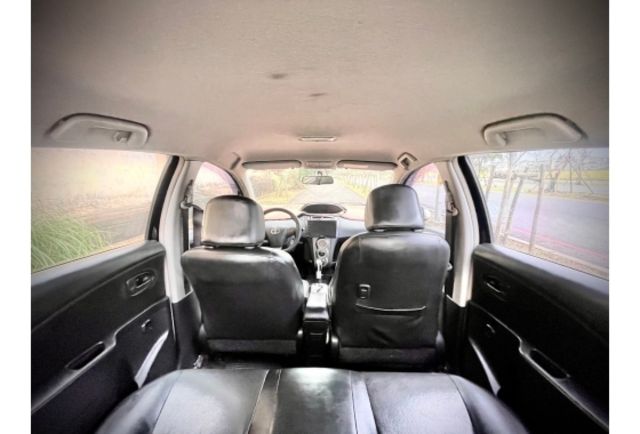 Toyota YARIS  第6張相片