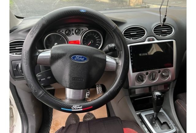 Ford FOCUS  第6張相片