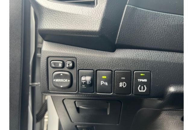 Toyota ALTIS  第12張相片