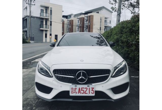 Benz C300 AMG  第2張相片