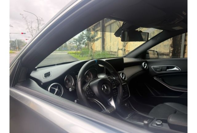 Benz CLA250  第10張相片