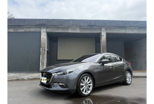 Mazda MAZDA3  第1張相片