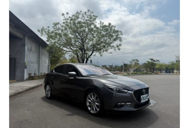 Mazda MAZDA3  第3張相片