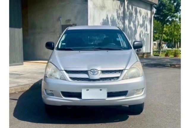 Toyota INNOVA  第1張相片