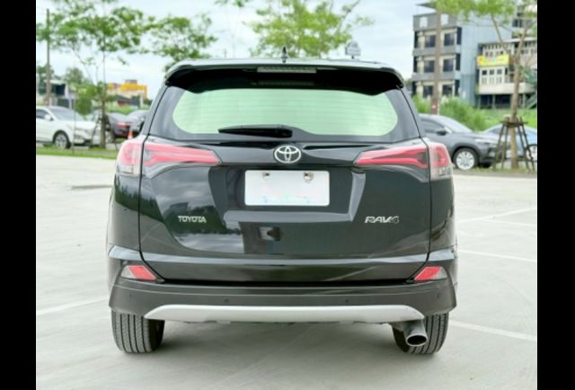Toyota RAV4  第3張相片