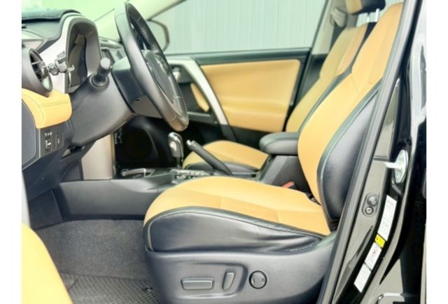 Toyota RAV4  第4張相片