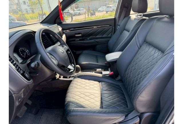 Mitsubishi OUTLANDER  第4張相片