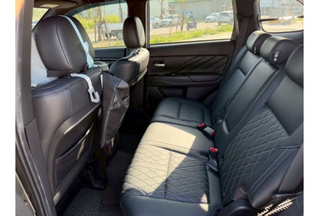 Mitsubishi OUTLANDER  第5張相片