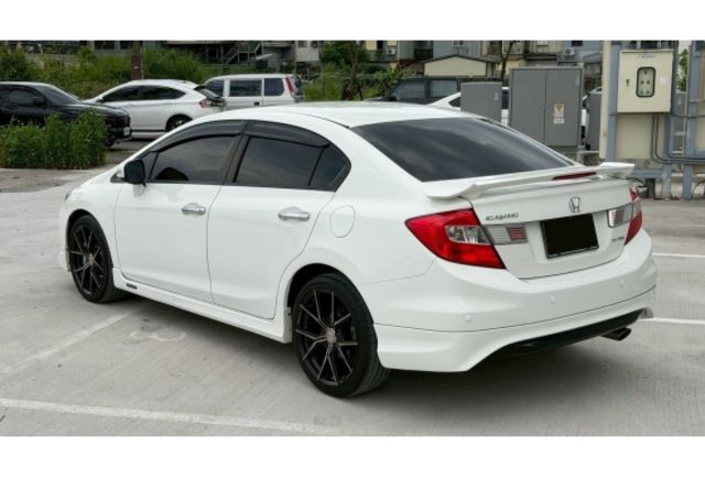 Honda CIVIC  第3張相片