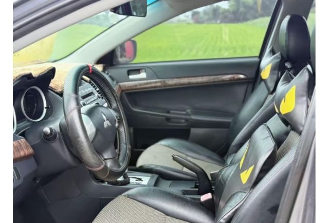 Mitsubishi LANCER  第5張相片