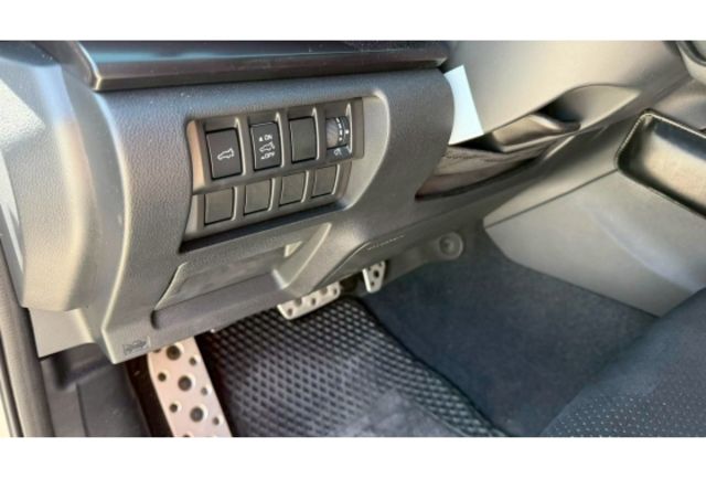Subaru WRX  第7張相片