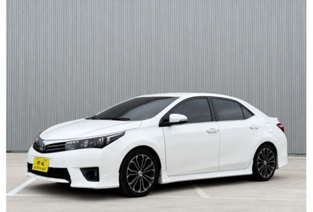 Toyota ALTIS  第1張相片