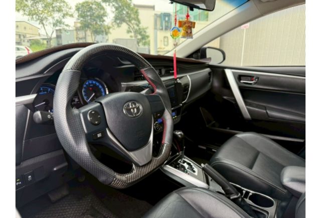 Toyota ALTIS  第6張相片