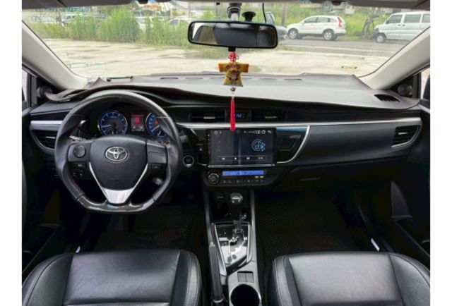 Toyota ALTIS  第9張相片