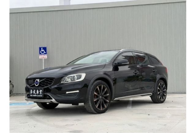Volvo V60  第1張相片