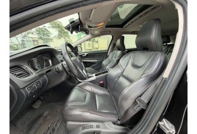 Volvo V60  第7張相片