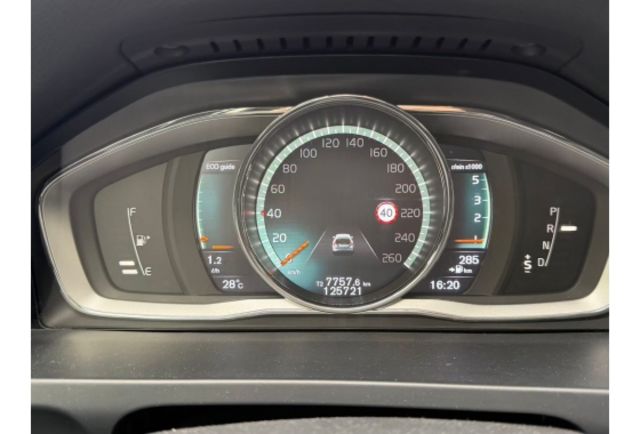 Volvo V60  第9張相片